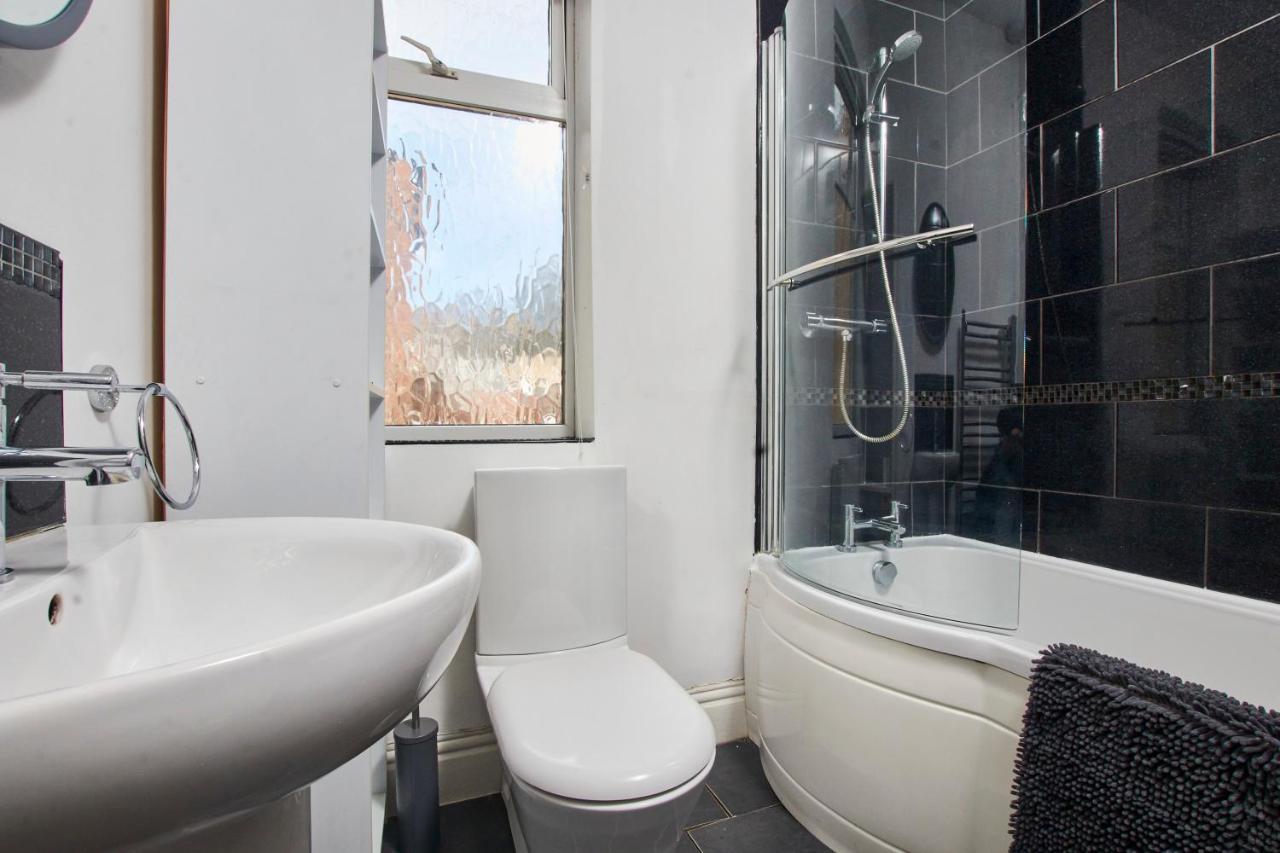Stylish 2 Bedroom Flat - Close To Newcastle City Centre Gateshead Extérieur photo
